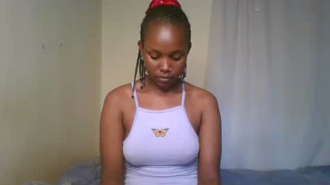 Snapshot of pixie_roman chatting on February 2025 12:22:02 PM Majesty online show from February 2025 12:22:02 PM