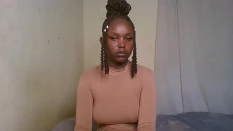 Snapshot of pixie_roman chatting on March 2025 12:01:01 PM Majesty online show from March 2025 12:01:01 PM