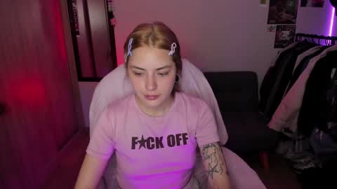 pixie online show from December 2024 11:45:02 PM