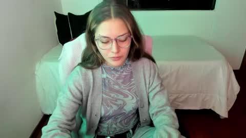 Snapshot of pixiedaemon chatting on May 2026 12:41:02 AM pixie online show from May 2026 12:41:02 AM