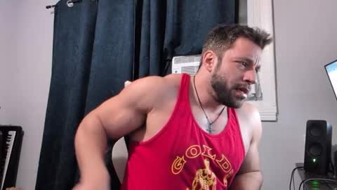 pizza_biceps online show from January 2026 05:22:01 AM