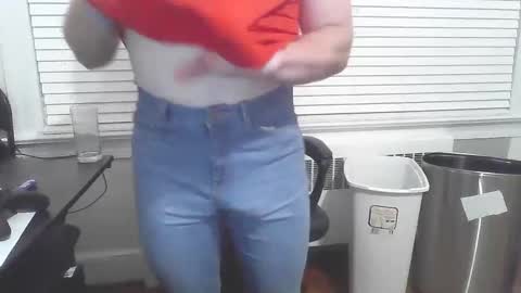 Snapshot of pkworashipper chatting on October 2025 03:38:01 AM NaturalShh online show from October 2025 03:38:01 AM