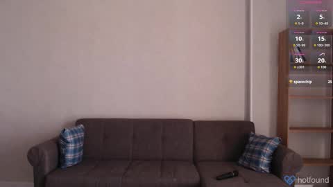 play_me_softly online show from November 2025 08:45:01 AM