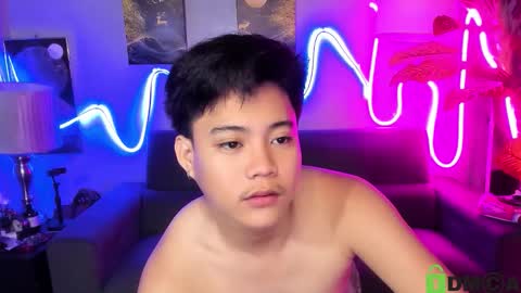 Snapshot of playful_kenzo chatting on October 2025 11:44:01 AM Kenzo online show from October 2025 11:44:01 AM