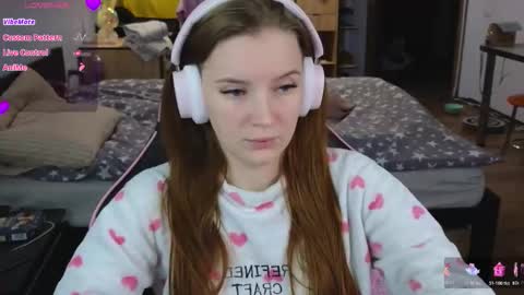 Snapshot of playful_mary chatting on February 2026 10:30:01 PM Masha online show from February 2026 10:30:01 PM