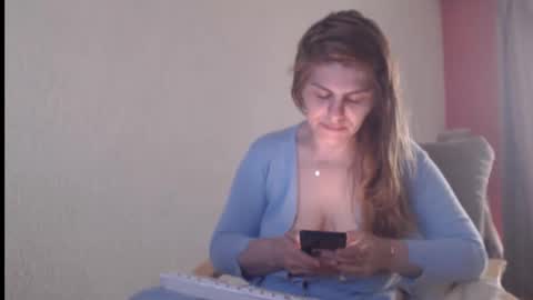 Snapshot of playfulsamira chatting on March 2026 01:45:01 PM PlayfulSamira online show from March 2026 01:45:01 PM