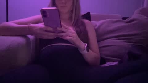 Snapshot of playwithcaity chatting on May 2026 01:11:02 AM Caity online show from May 2026 01:11:02 AM
