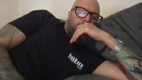 Snapshot of pleasesitonmycock chatting on January 2025 06:35:01 PM PleaseSitOnMyCock online show from January 2025 06:35:01 PM