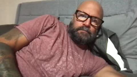 Snapshot of pleasesitonmycock chatting on September 2025 03:34:01 PM PleaseSitOnMyCock online show from September 2025 03:34:01 PM