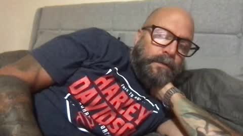 Snapshot of pleasesitonmycock chatting on September 2025 01:53:01 AM PleaseSitOnMyCock online show from September 2025 01:53:01 AM