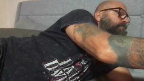 Snapshot of pleasesitonmycock chatting on October 2025 03:56:01 AM PleaseSitOnMyCock online show from October 2025 03:56:01 AM