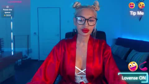 Snapshot of pleasureofgoods chatting on September 2025 07:14:02 PM Victoria online show from September 2025 07:14:02 PM