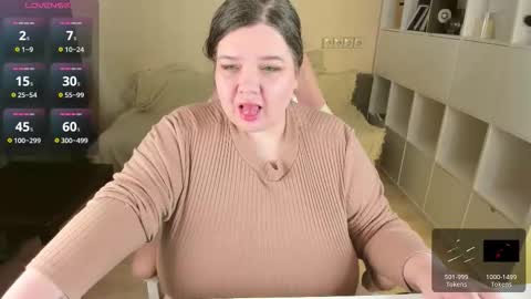 Snapshot of plum_pie__ chatting on September 2025 10:36:01 AM Alice online show from September 2025 10:36:01 AM