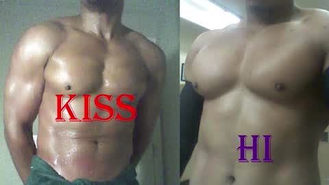 StraightPlush online show from March 2026 07:50:02 PM