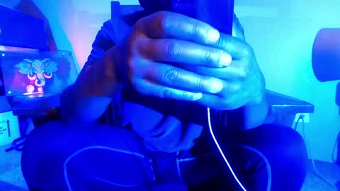 Snapshot of plush73 chatting on May 2026 11:57:01 PM StraightPlush online show from May 2026 11:57:01 PM