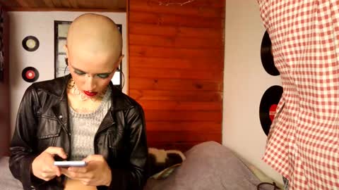   online show from January 2025 08:15:02 PM