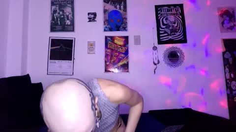    online show from October 2025 11:45:02 PM