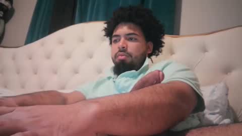 Snapshot of pml1234 chatting on March 2025 03:45:02 PM BIG COCK HARD online show from March 2025 03:45:02 PM