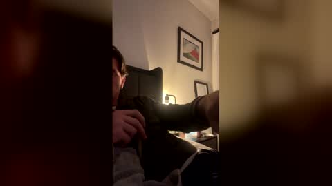 Snapshot of pnphornyboy chatting on March 2026 03:30:01 AM alleyesonme online show from March 2026 03:30:01 AM