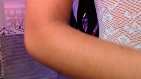 Pocahontas online show from April 2026 07:07:02 PM