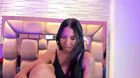 Snapshot of pocahontas_pow chatting on June 2026 11:55:02 AM Pocahontas online show from June 2026 11:55:02 AM