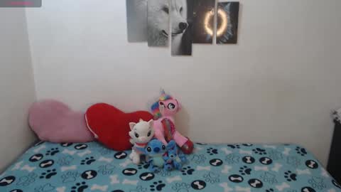 Snapshot of pocahontas_princess__ chatting on October 2025 03:40:01 PM Pocahontas online show from October 2025 03:40:01 PM