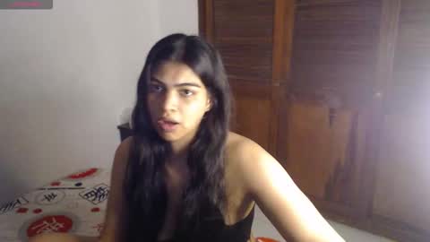 Snapshot of pocahontas_princess__ chatting on November 2025 03:27:02 AM Pocahontas online show from November 2025 03:27:02 AM