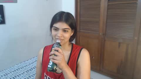 Snapshot of pocahontas_princess__ chatting on November 2025 01:37:02 AM Pocahontas online show from November 2025 01:37:02 AM