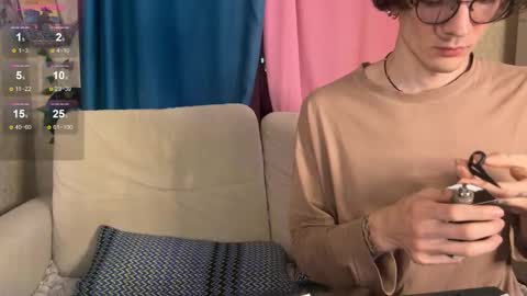 Cute Sofia and Handsome Richy online show from December 2025 02:54:02 AM