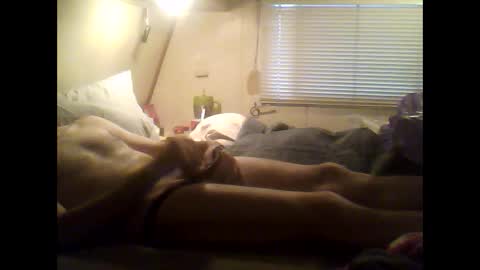 Snapshot of podzimek chatting on February 2025 03:49:02 PM podzimek online show from February 2025 03:49:02 PM