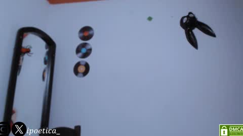 Snapshot of poeeticaa_ chatting on March 2026 03:18:01 PM IG ipoetica online show from March 2026 03:18:01 PM
