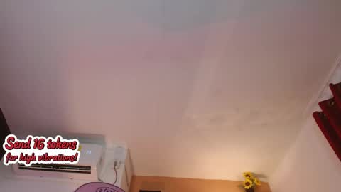 Snapshot of poison_liv chatting on May 2026 02:45:01 PM poison_liv online show from May 2026 02:45:01 PM