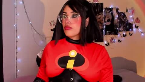 Willow                      Hours 12pm to 630pm Colombian time FRIDAY AND SUNDAY FREE DAYS online show from October 2025 05:35:01 PM