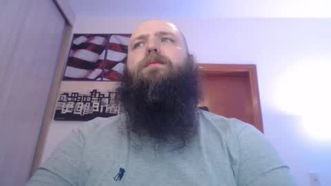 Bear online show from September 2025 01:38:02 AM