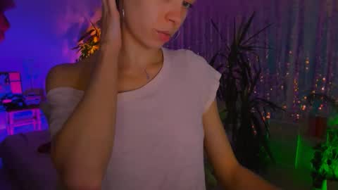 Martha online show from November 2025 07:24:01 PM