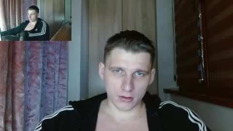 Poliglotjoe2 online show from April 2026 12:32:02 PM