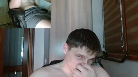 Poliglotjoe2 online show from July 2026 02:12:01 PM