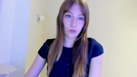 Snapshot of polihoney chatting on March 2026 07:17:01 PM Polina online show from March 2026 07:17:01 PM