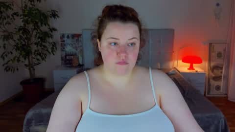 Snapshot of polinasallivan chatting on June 2026 09:43:02 PM Polina online show from June 2026 09:43:02 PM