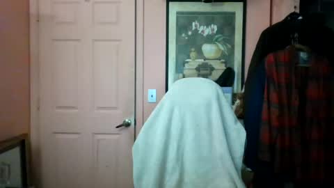 Snapshot of polishrifle3 chatting on July 2026 02:10:01 PM jaws online show from July 2026 02:10:01 PM