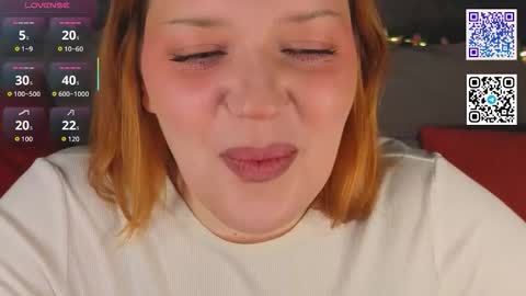 Polly online show from December 2025 02:07:02 AM