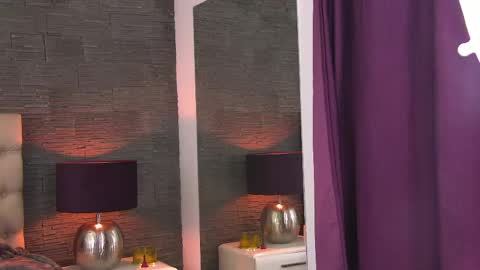 Snapshot of polly_curiouss chatting on April 2026 05:30:01 PM polly_curiouss online show from April 2026 05:30:01 PM