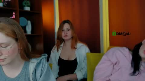 polly_cute1 online show from April 2026 12:20:02 AM