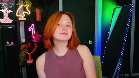 Snapshot of polly_cute1 chatting on May 2026 06:37:02 PM polly_cute1 online show from May 2026 06:37:02 PM