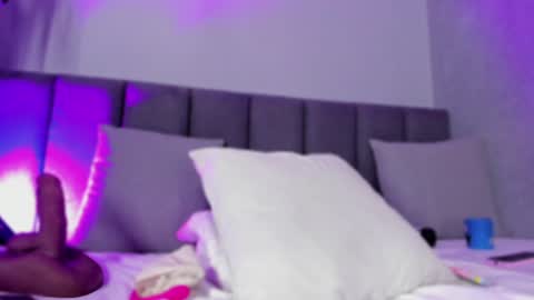 POLLY online show from January 2025 04:58:02 PM