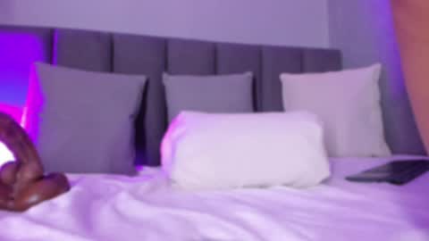 POLLY online show from February 2025 01:50:01 PM