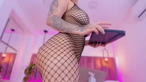 POLLY online show from March 2026 10:32:02 AM