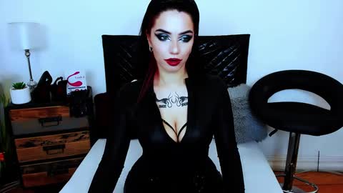 Snapshot of pollyflowers chatting on March 2025 01:53:02 AM Polly online show from March 2025 01:53:02 AM