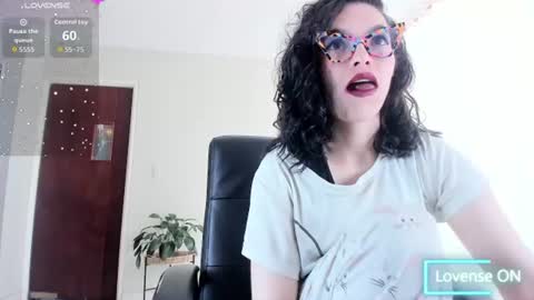 paulina barnett online show from June 2026 04:35:02 PM