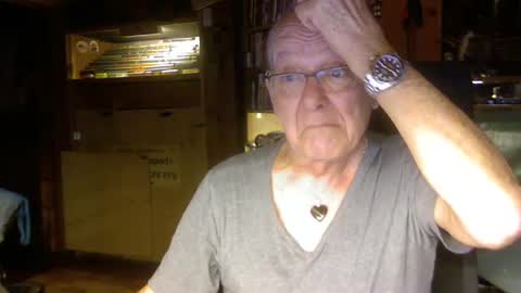 pomme1949 online show from March 2025 01:42:01 PM